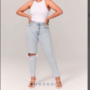 NWT Abercrombie Curve Love High Rise Skinny Jeans